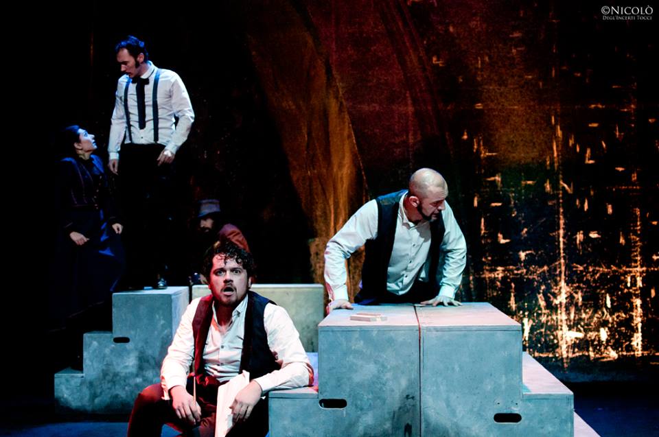 CompagniaMaMiMo's tweet photo. #JekylleHydeUnoStranoCaso #soldout ieri oggi e domani! #RLStevenson @EAldrovandi @MarcoMaccieri @culturaRER https://t.co/AiloJTfqTD