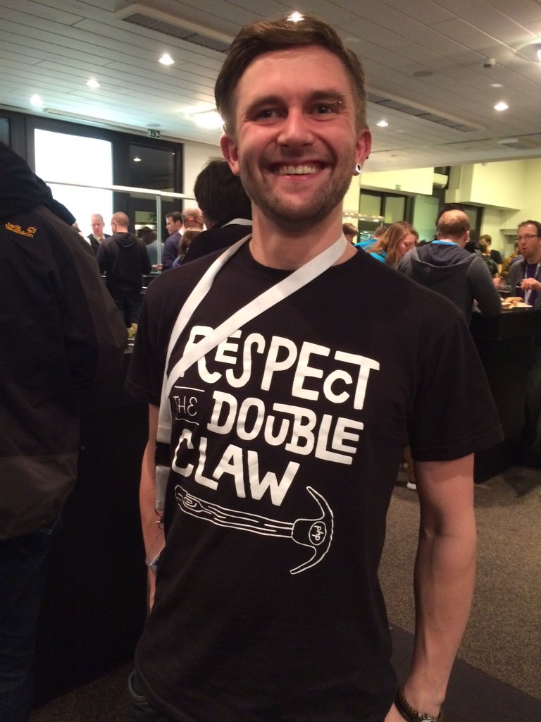 CalEvans's tweet image. First sighting at #phpbnl16 /cc @philsturgeon