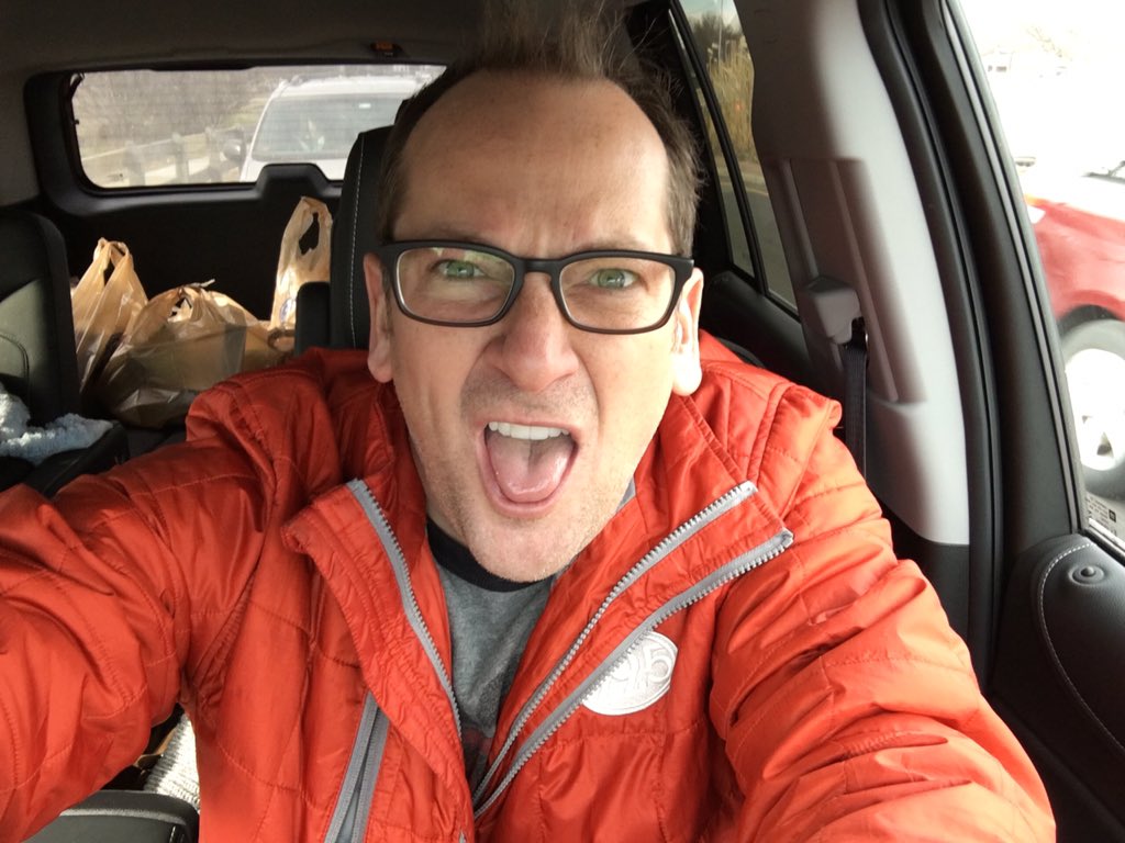 smileyradioshow's tweet image. Got glasses! #officiallyold