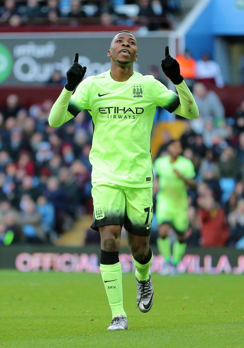 manchesterisB's tweet photo. Ladies and Gentlemen.

Manchester City’s youngest hat trick since Joe Hayes in 1955

@GaryJamesWriter https://t.co/sfXoyOrjck