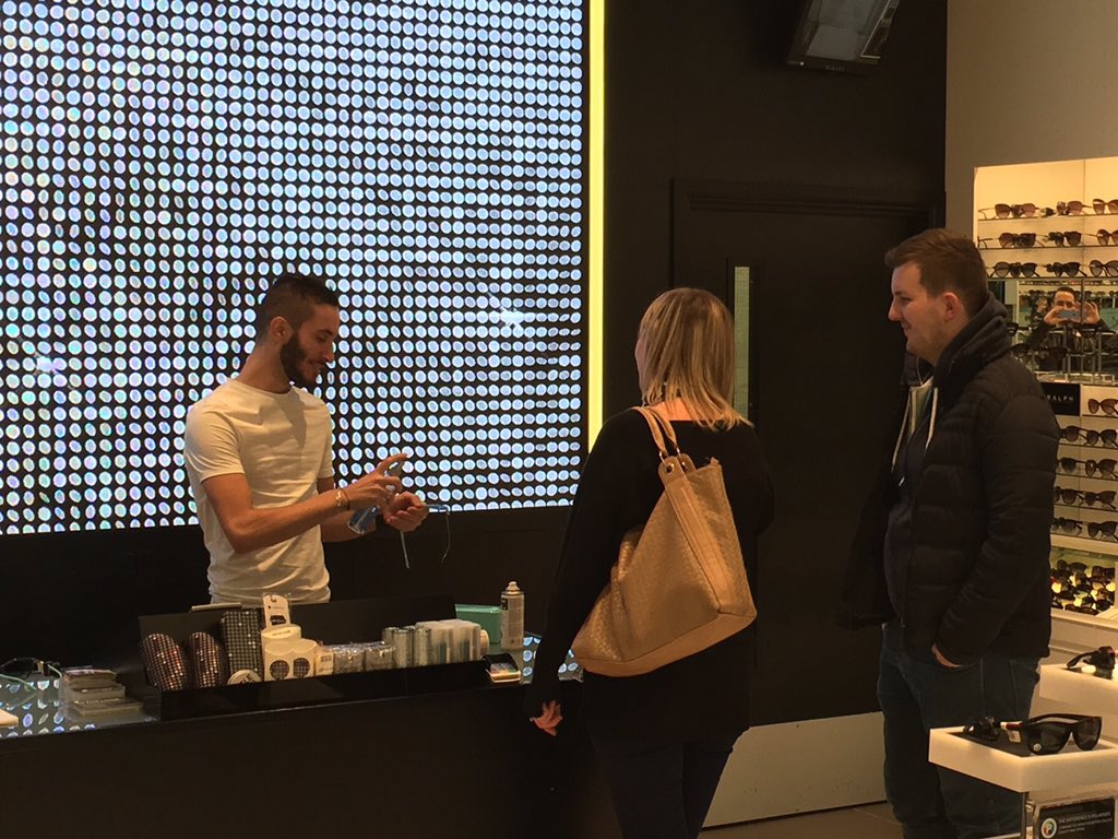 GavinSGHLondon1's tweet photo. Conf winner Lamine in action!
@SGHJDunaway @chiaramau @catrionacotter @sophiegailrae @sgh8371 Westfield Super Sat! https://t.co/uGZPH4sLwa