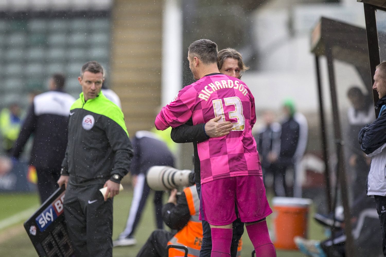 8 futbolistas más viejos del mundo 2016