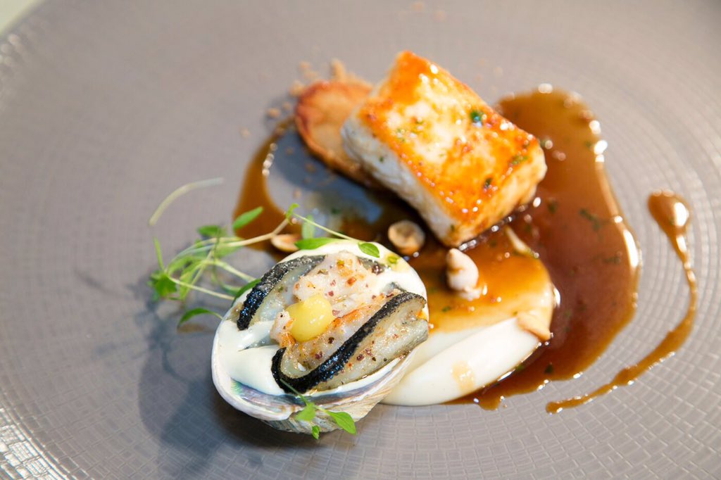 PascalProyart's tweet photo. @_markjordan #OceanatOneOOne full on tonight #stunning #food tasting created by both of us this evening left πππ₯π·π΄ https://t.co/WrvLoo4w7k