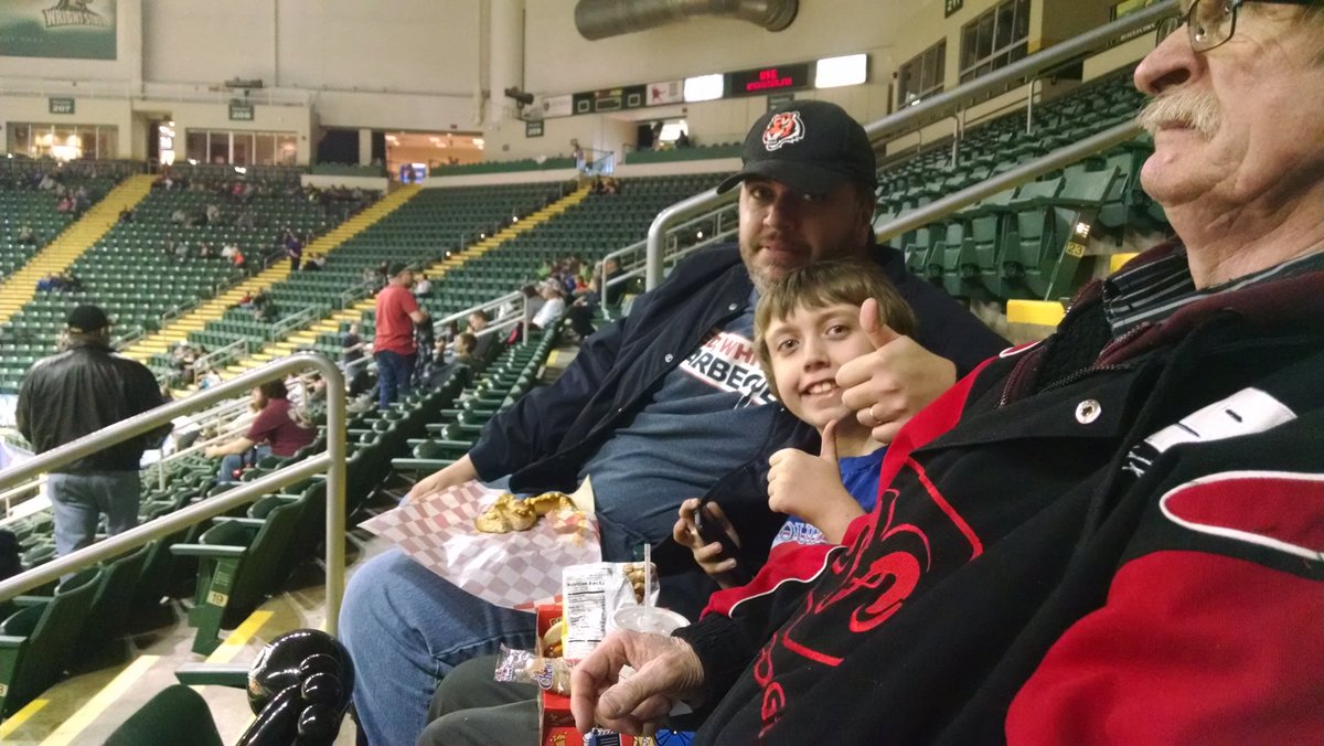 JoeOhio24's tweet photo. @MonsterJam for my Birthday w/ My Son JJ @nuttercenter https://t.co/wiaZ9luI1W