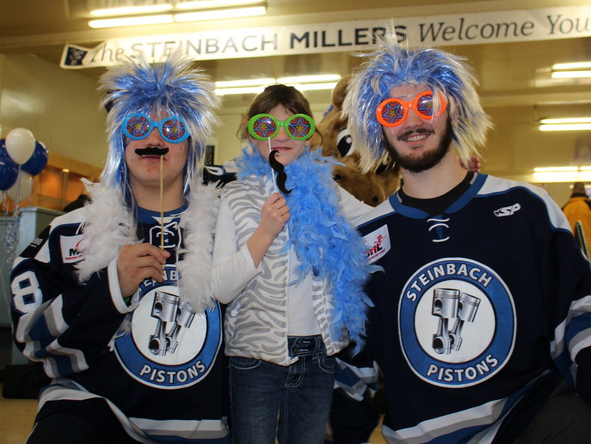 MJHLPistons's tweet photo. Check out these Beauties! Miller Day Photo Booth. @briem79 @martygras23 Miller Day Game SEL vs STB 730PM #MJHL https://t.co/JrVlzPjdMj
