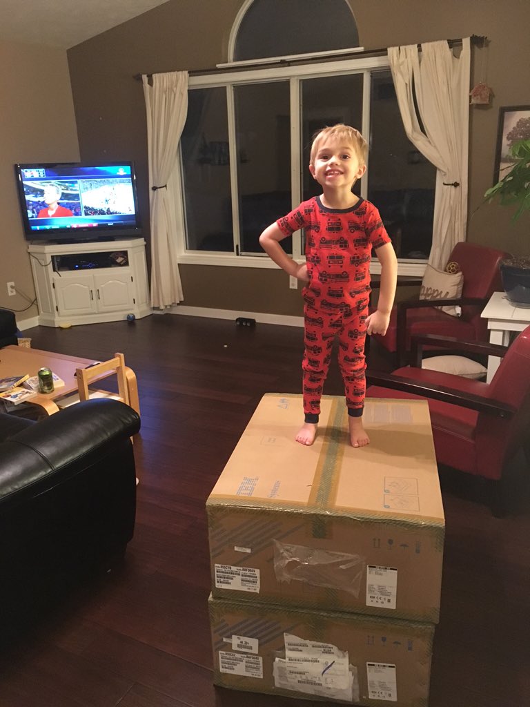 Richie_Palma's tweet photo. Living the dream! My Son, Some #IBM #storewize #storage, #Redwings, and a #founders beer! https://t.co/r5ORwH2ejs