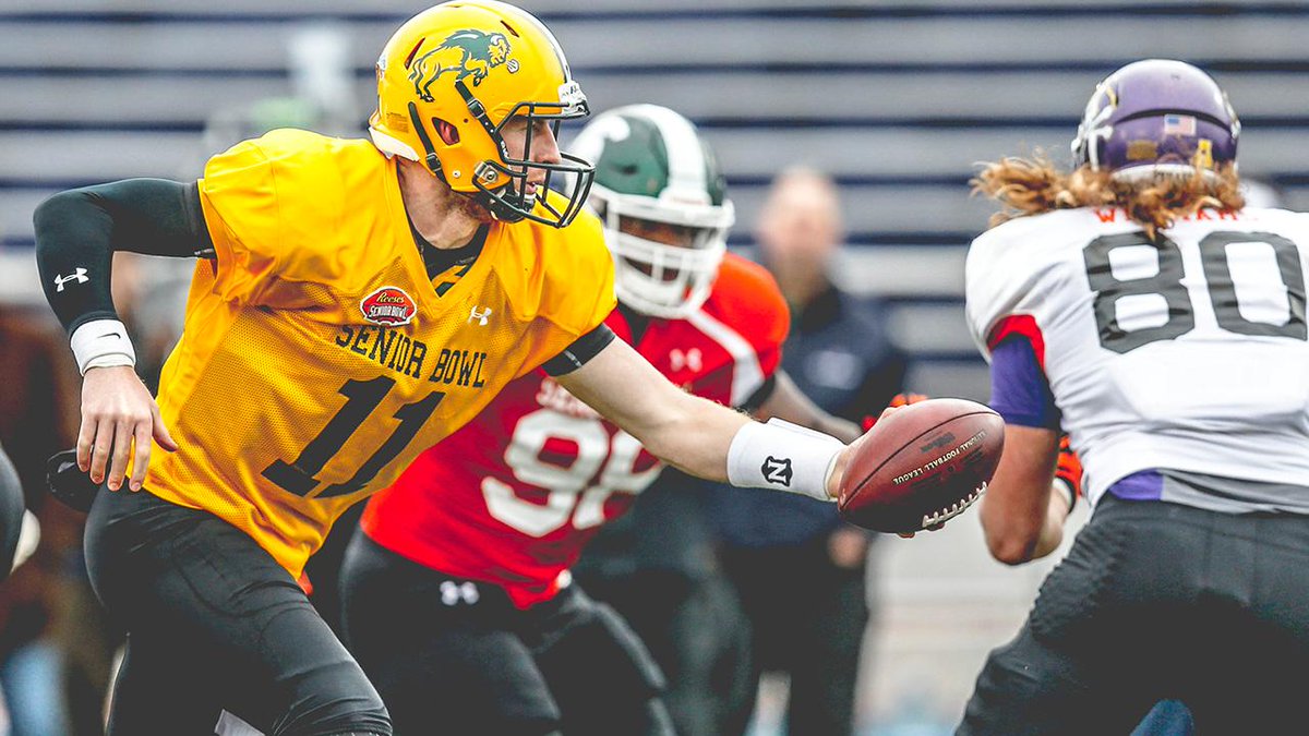 Before the @seniorbowl kicks off, read this preview on players #49ers could be watching.  49rs.co/lIrUWy https://t.co/BWj1YcEG6g