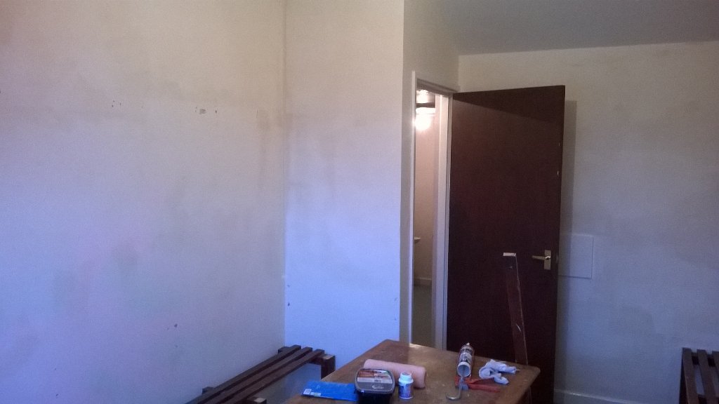 WoodhouseGrange's tweet photo. #projectpaint nicely up and running with back home changing room looking a lot brighter! https://t.co/QKgbrHFekv