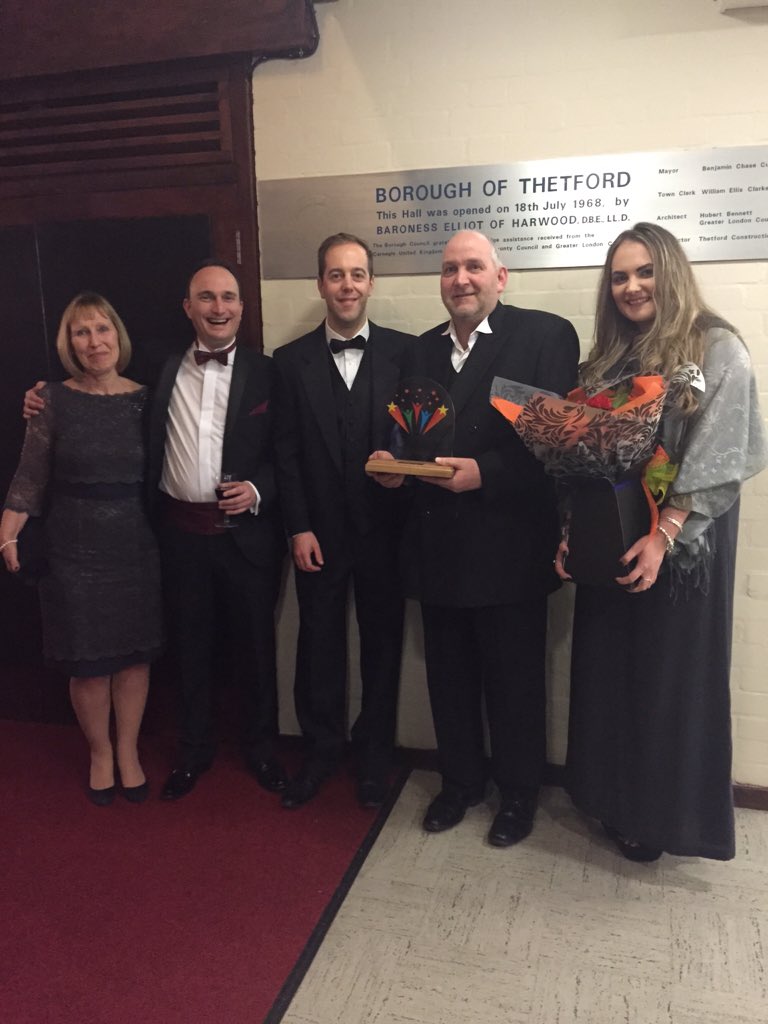 YProdromou's tweet photo. Great evening at the Taras #chilterns scoop business award for involvement in the community. https://t.co/NdcqJGi0T9