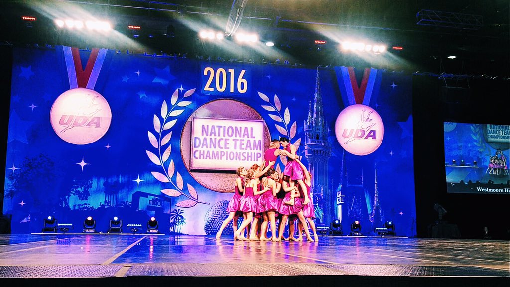 UDASammy's tweet photo. When @WhsPom silences the entire arena at #UDAnationals 🙌🏼 https://t.co/DgwfKvqLd7