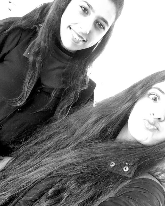 School vibes with my  classmate ❤️😜❤️