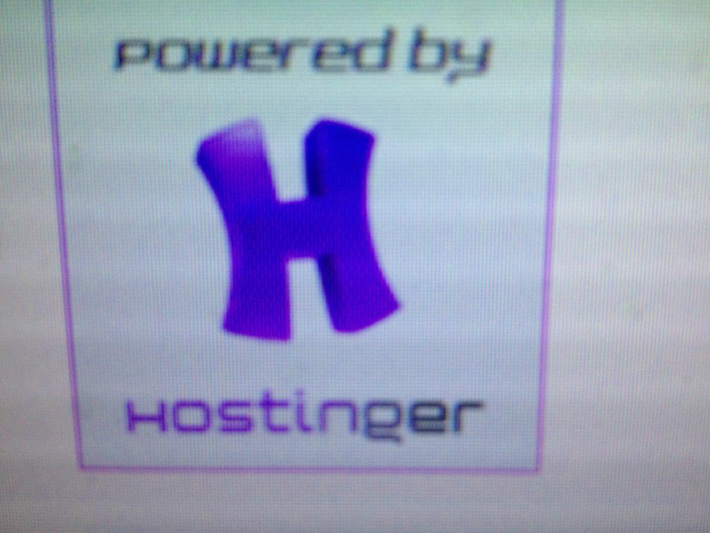 SamuelJouardet's tweet photo. en attente De nos nouveaux hébergement, domaine, Serveur est teamspeak 3 #verygames #hostinger https://t.co/LzckSxyvsI