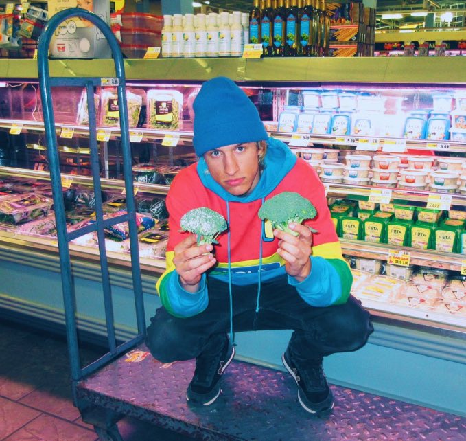 UltimateSDK's tweet image. Go to the supermarket with @chomikk