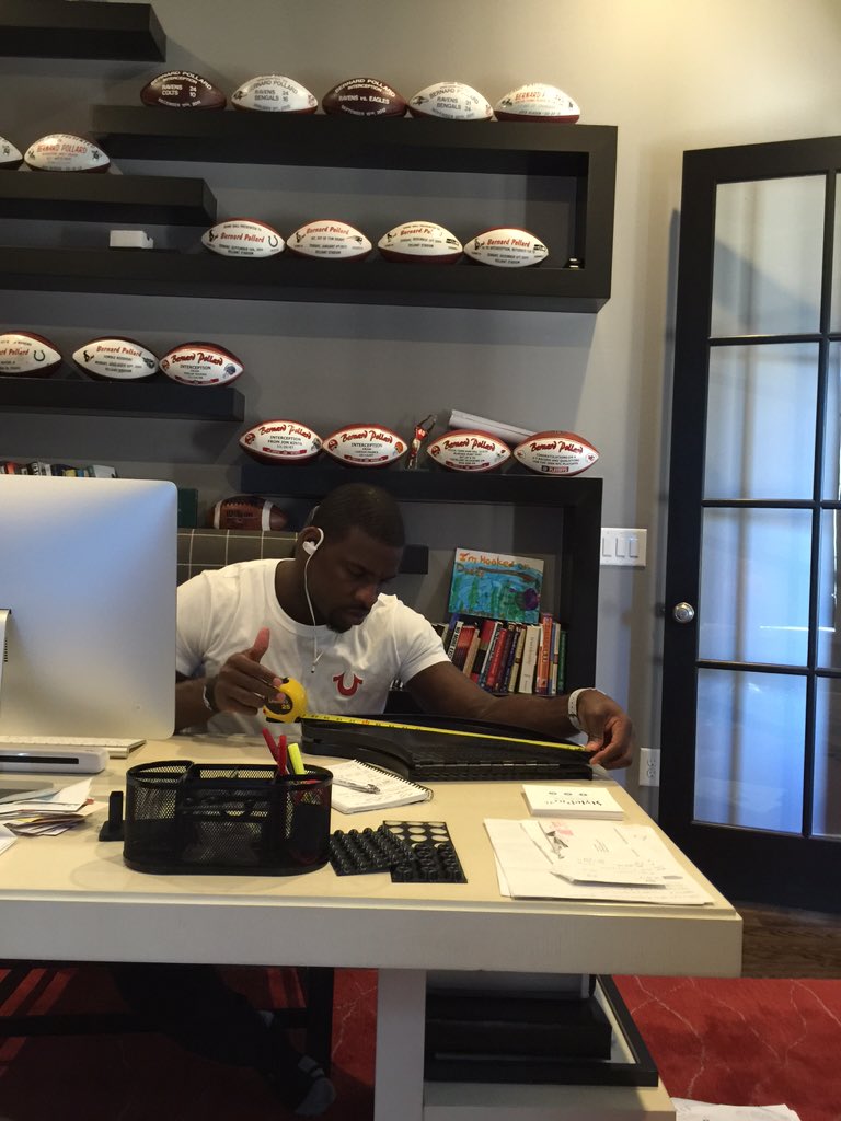 Crushboy31's tweet image. Never a day off. I love being an entrepreneur!