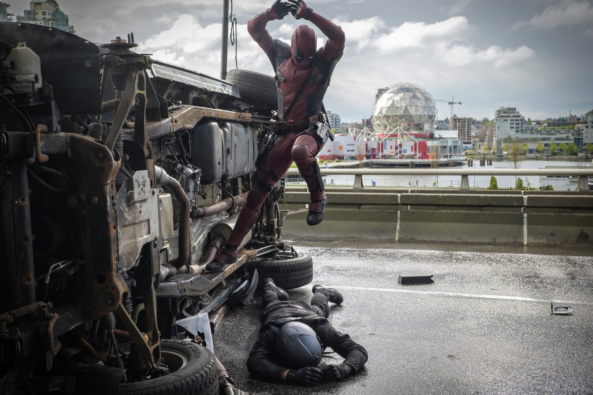 deadpoolmovie's tweet image. Springboard Stunner meets Beautiful Disaster.