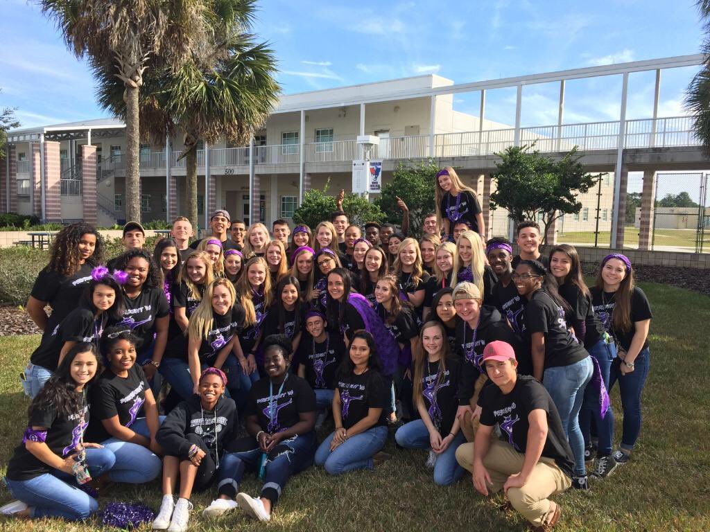 kathryn__ashby's tweet photo. Your looking at the next D3 President! #SUP3RFHS https://t.co/sA3JhDwst0