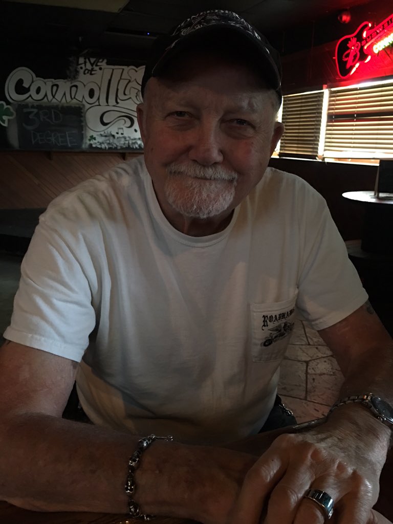 Connollys_RPB's tweet photo. Come in and say-Say "I saw Skully" for a free house shot. #shots #followus #happyhour https://t.co/Swoo1ooZlD