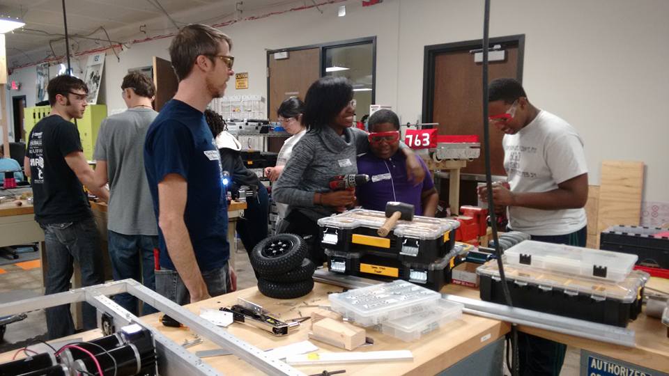 Paseliens_1763's tweet photo. It's Paselien Tool Time at KCEZ. Thanks, MRIGlobal for this opportunity https://t.co/Z8XUXYdvGU