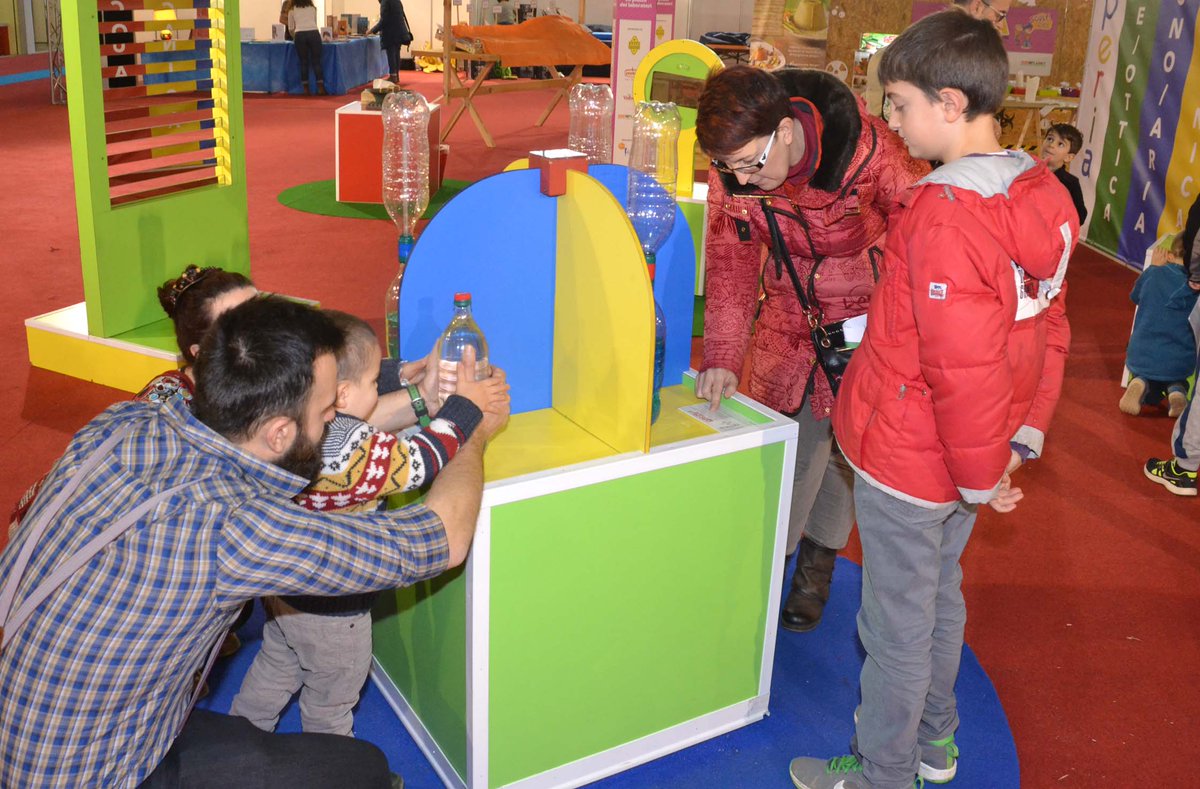 messveneto's tweet photo. La festa di #Sgulp! a #Udine [VIDEO] https://t.co/ylvRirwn89 @messveneto https://t.co/YPek3BjApm