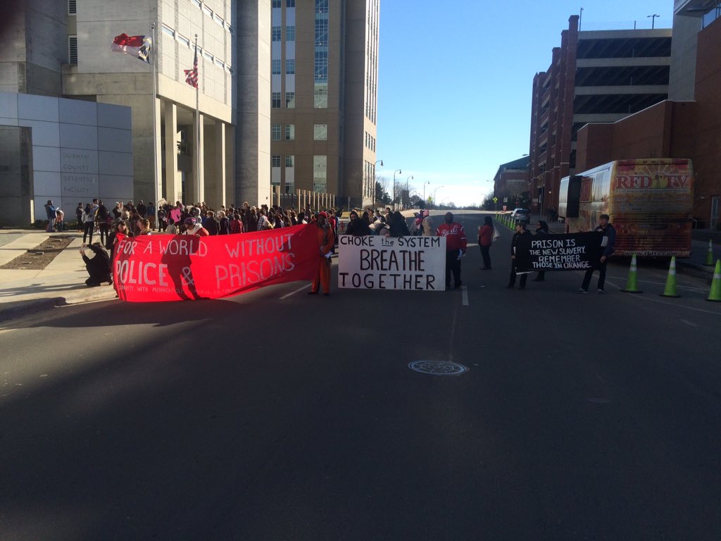 InsideOutsideNC's tweet photo. Shutting down Durham #JusticeforMatthew #WeBelievePrisoners #JusticeForDennis
#JailInvestigationNow https://t.co/ytYuNy9iKc