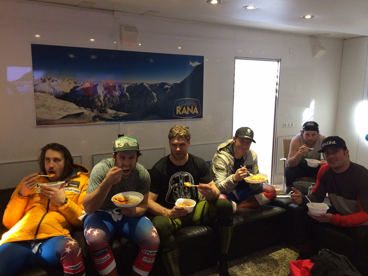 Jared_Goldberg's tweet photo. Chowing down on some Rana Pasta after the downhill today with the #americandownhiller crew @GiovanniRanaUSA https://t.co/rtRFugjXRi