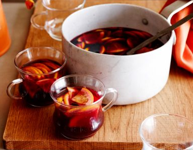 eppasangria's tweet photo. Warm Mulled #EppaSangria: Add Eppa, sliced fruit &amp; cinnamon sticks to crockpot. Let simmer for 5 minutes and enjoy! https://t.co/dRbuunf2An