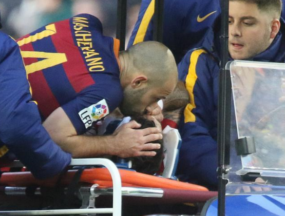 totalBarca's tweet image. One of the moments of the match for us. Great to see sincere admiration for the competition.
