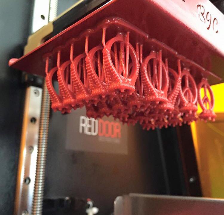 IreliaJewelry's tweet image. Designing on Matrix 8 #3Dprint with our #b9creator cast in #Platinum #Gold. Jewelers Approve