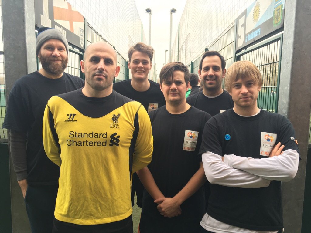 <a href="/TheDirtyBlonds/">The Dirty Blonds</a> Sylvester honorary <a href="/BBCRadio2/">BBC Radio 2</a> player for the day!