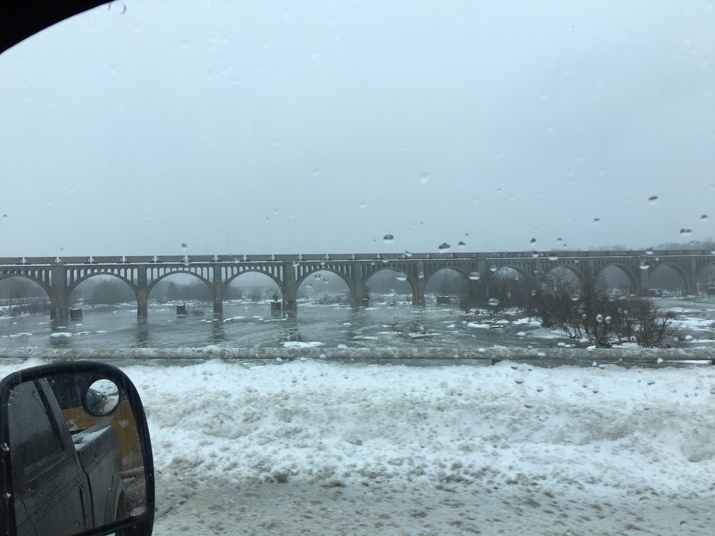 EARTHWORKSLLC's tweet photo. #Richmond #deepcreekearthworks #snowplow https://t.co/pexb2bx5G6