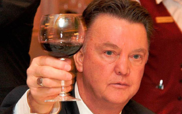 paddypower's tweet image. Don't worry. The philosophy just needs more time, lads.