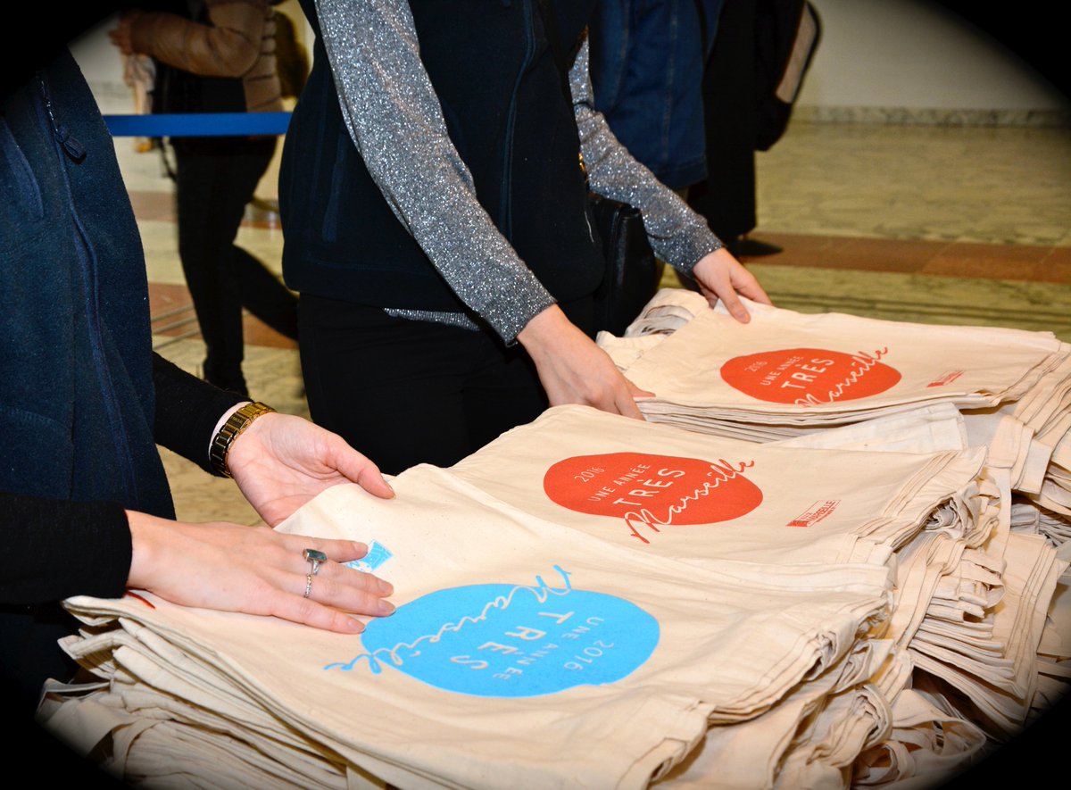 Pendraghonn's tweet photo. Et vous, vous avez votre sac #UneAnneeTresMarseille ? Rdv à l'Alcazar : c'est gratuit pr tous !
@villemarseille https://t.co/dpHdjPTmuJ