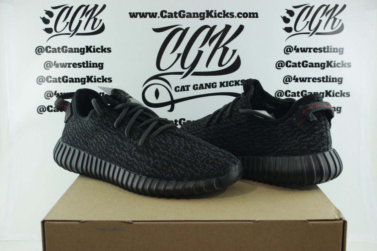 CatGangKicks's tweet photo. #Blizzard #Jonas can’t stop #YeezySzn! #Adidas #Yeezy #Boost350 #PirateBlack just added #CGK https://t.co/luJZPIR0Rz https://t.co/ozZ0gv6cdP