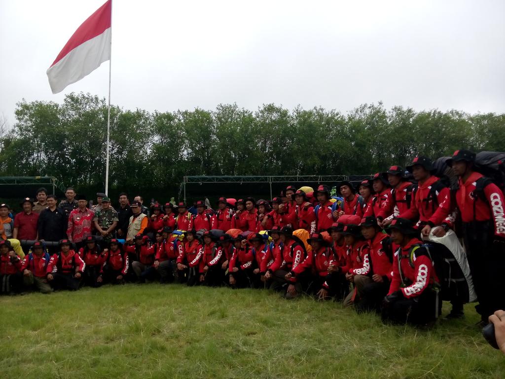 Prau_dieng's tweet photo. selesai sudah DIKLAT ESAR 2590 gn prau 
#mountainrescue2590 #wanadri #NTOTC
@infogunung @infopendaki https://t.co/yuhcuN0N11