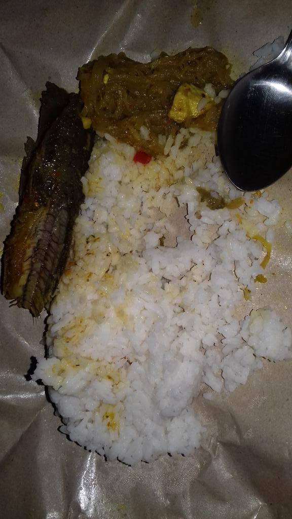 Habis makan timbullah ngantuukkk.... 😀😁😁😜