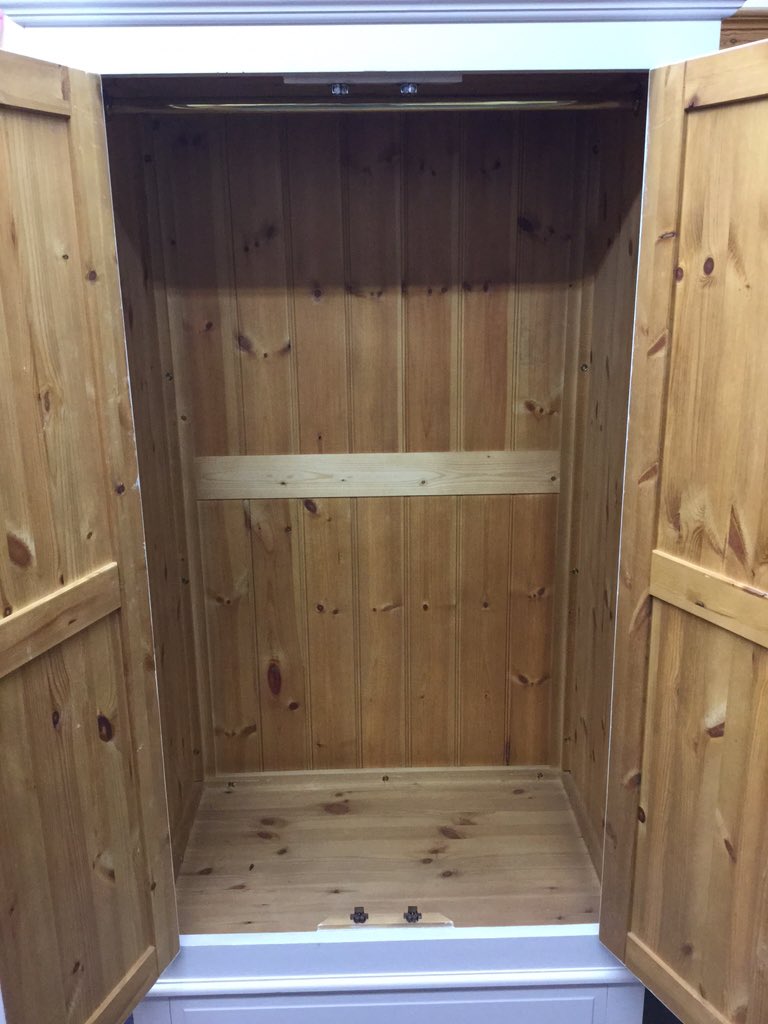 ChestsDrawersTW's tweet photo. Just completed... 3 piece solid pine wardrobe, prepared and finished in F&amp;B "Ammorite" with chrome handles...£350.00 https://t.co/6boklzrcqb