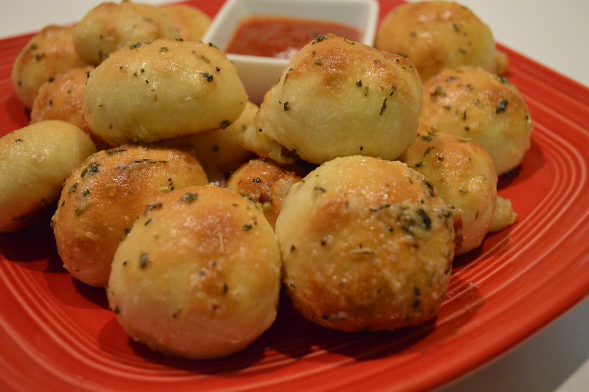 PlanItDinner's tweet photo. Pizza Bombs! #BonusRecipe in next week's online menu. #FootballFood!! @PlanItDinner https://t.co/SQ3Kq24dKM https://t.co/821aqVjl5p