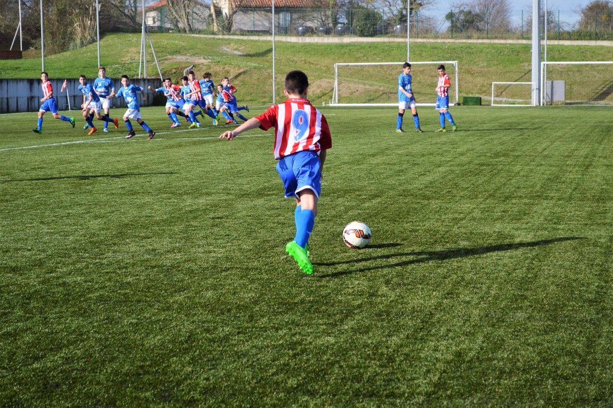 RealSporting's tweet photo. ´Partido de la Jornada´ #RSGmareo Infantil A: Real Sporting 8 (Queipo 4, Juan 2, Tejón y Guille)-Avilés Deportivo 0. https://t.co/URtSu5Z2Lr