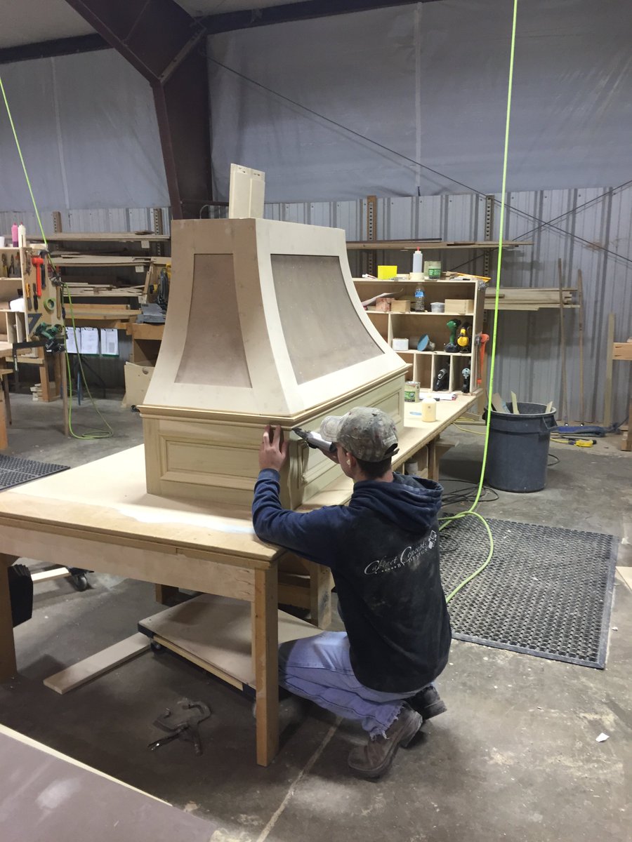 Cabinet_Concept's tweet photo. Our craftsman hard at work. https://t.co/o94s7I3v6p