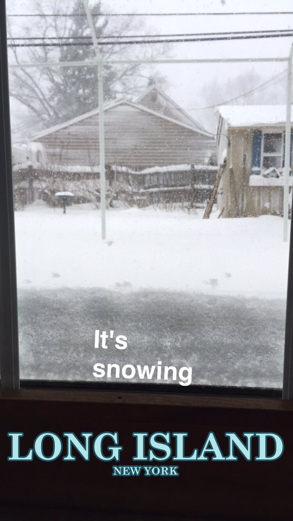 theycallmemk20's tweet photo. When Long Island finally gets winter. https://t.co/Pj4U2CU7Ee