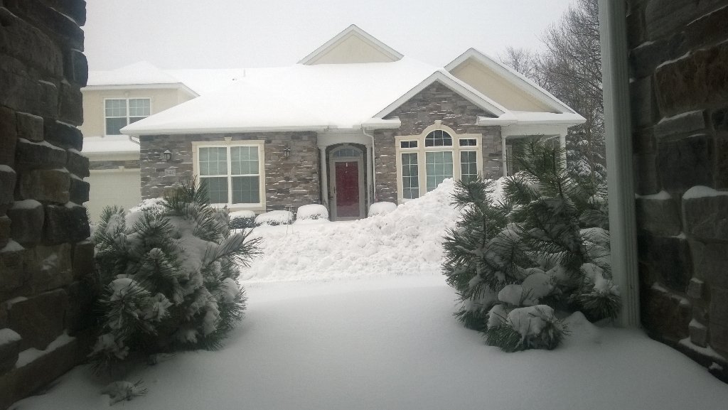 BernieRodgers's tweet photo. Snow in State College https://t.co/YPdmJ8Tazg