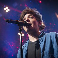 yorkshirepost's tweet photo. Doncaster's Louis Tomlinson becomes a father #OneDirectionBaby https://t.co/QVJ7RHa9KD https://t.co/KjQhm2uvjO