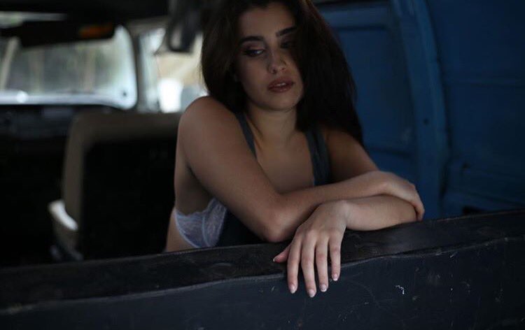 Hiya. I'm steffy, I've decided to come back for good to the fl/rp world. Mind giving this a rt?