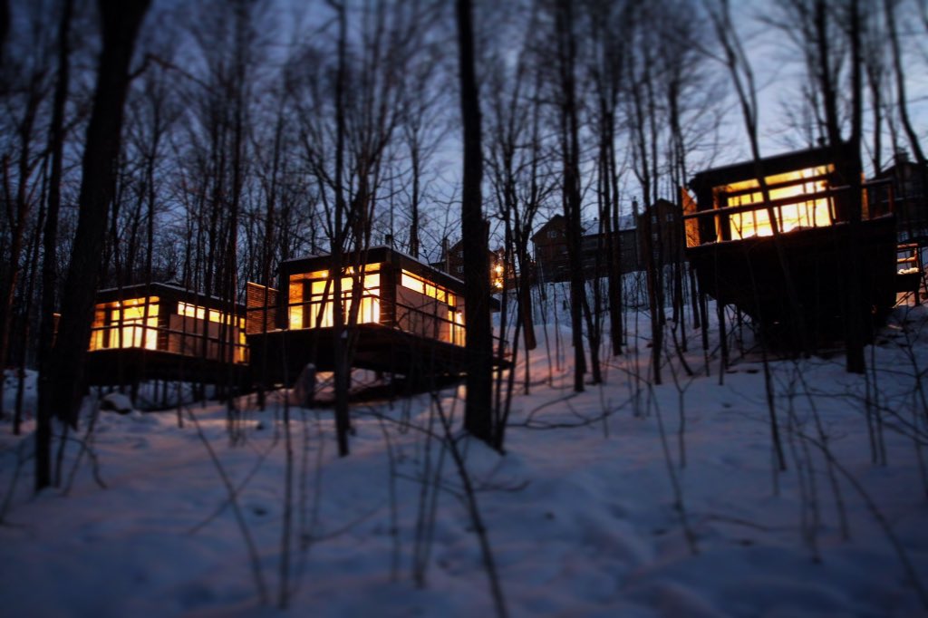 kabindesign's tweet photo. Another magical evening in paradise - Une autre soirée magique au paradis #montsutton #suttonquebec #kabinsutton https://t.co/sdXEpL7I2m
