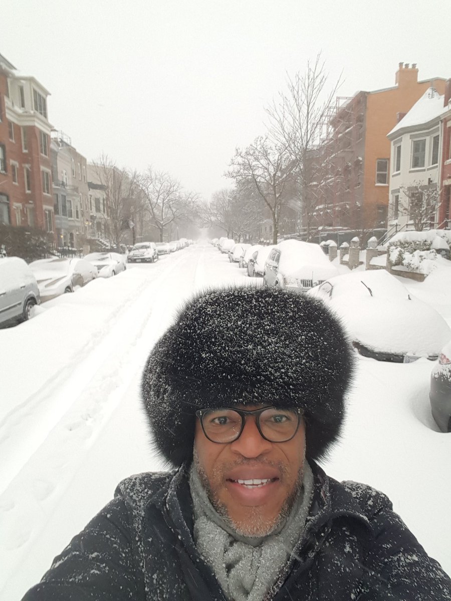 CapehartJ's tweet photo. Let it snow! Let it snow! Let it snow! #GaleForceOne https://t.co/Nkc4DHyYBt