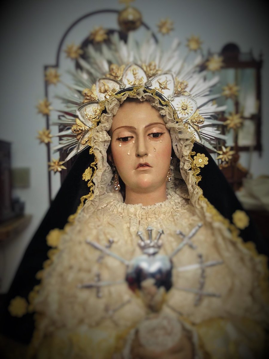 iCofradeHellin's tweet photo. ¡Enhorabuena a @SoledadDeHellin por la restauración de su titular! Ha quedado magnífica, ¿verdad? https://t.co/PuWKVeJxo5