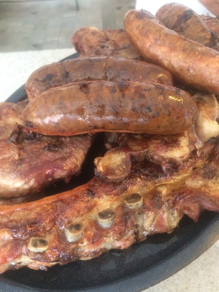 cletsss's tweet photo. No sabes que almorzar? Esto puede ser una opción #ExtraCattivelli #AsadodeCerdo #PulpadeBondiola https://t.co/ryWf5vIvwx
