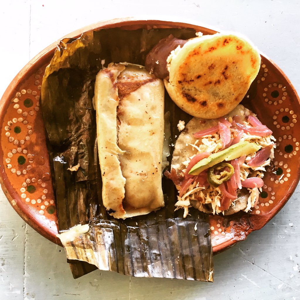 lajarochitamty's tweet photo. A quién se le antoja desayunar un #PlatoMixto así?!
Te esperamos en #LaJarochita con toda la #ActitudVeracruzana! https://t.co/uiBVq9U21g