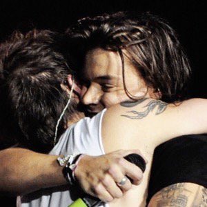 esaudiscisogni's tweet photo. Figlio o non figlio, i Larry sempre qui 👬💝
#WeStillSupportLarry https://t.co/cAV8bZI6xW