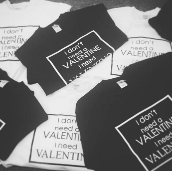 styleempire15's tweet photo. 'I DON'T NEED A VALENTINE, I NEED VALENTINO'❤

👉https://t.co/5Y3g5nFAna https://t.co/syf0ThYL18